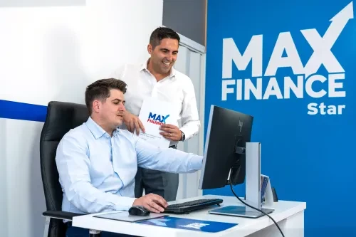 Imagem sobre transferência de crédito habitação, com destaque para a possibilidade de reduzir a prestação mensal da casa através da análise e comparação de propostas bancárias com a Maxfinance Star.