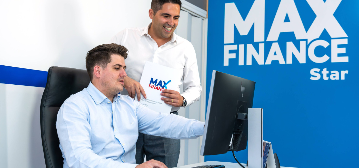Imagem sobre transferência de crédito habitação, com destaque para a possibilidade de reduzir a prestação mensal da casa através da análise e comparação de propostas bancárias com a Maxfinance Star.